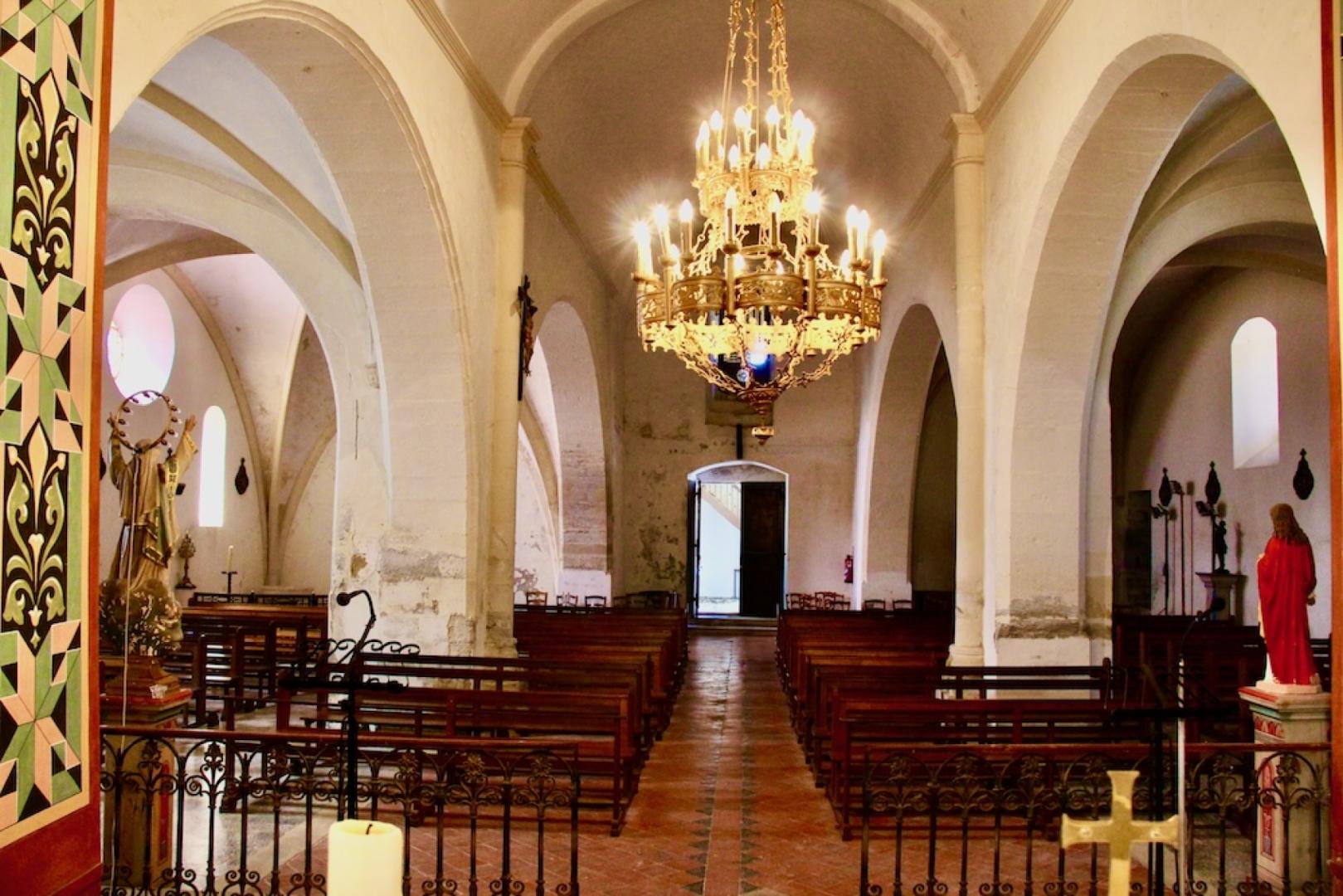 Eglise vue depuis le choeur.jpeg